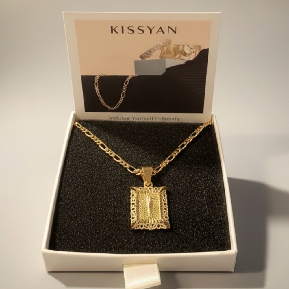 Kissyan gold initial pendant necklace featuring letter J on figaro chain 260